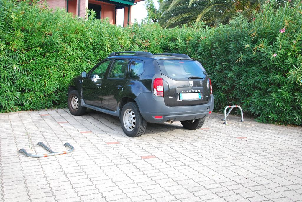 Appartamenti Gelsomino - Clima, Terrazze E Posti Auto Marina di Campo Exterior foto